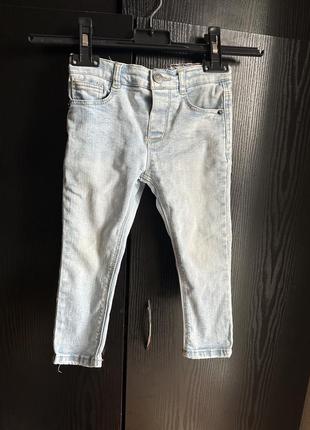 Джинсы для девочки zara
