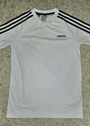 Футболка adidas р.152