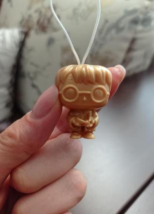 Колекційна фігура золотий гаррі поттер