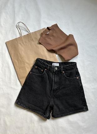 Мом шорты от zara.