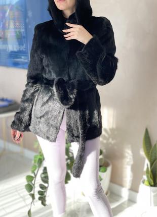 Норкова шуба чорна,