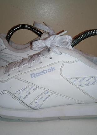 Брендові шкіряні кросівки reebok.