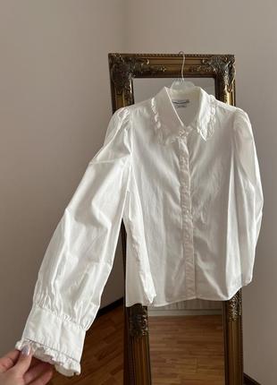 Біла бавовняна цупка блуза reserved нові колекції2 фото