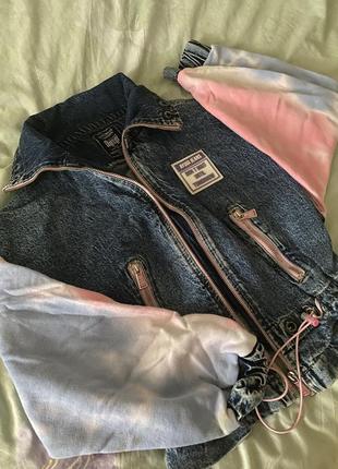 Джинсова куртка