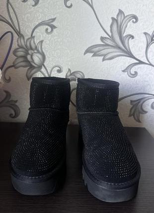 Угги со стразами