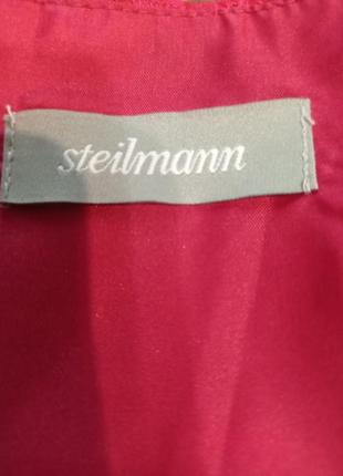 Корсет красного цвета, жаккардовый атлас и шифон