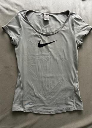 Приталена майка nike оригінал