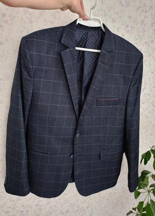 Новый пиджак размер 48-50