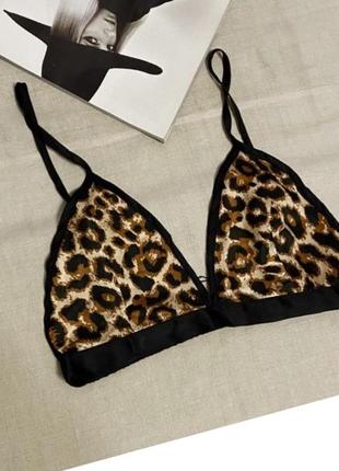 Prettylittlething крутий новий бюст-топ