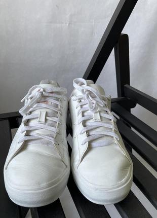 Шкіряні кросівки adidas 35-36 розмір2 фото