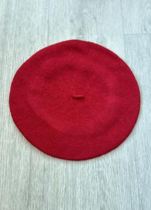 Французский женский берет бордовый