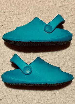 Детские сандалии пантолеты кроксы пляжные (унисекс) с ремешком tu (англия)2 фото