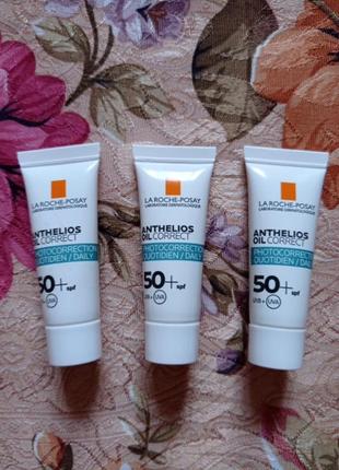 Набор из 3х пробников la roche-posay anthelios oil correct солнцезащитный корректирующий гель-крем для ежедневной защиты за проблемной кожей лица