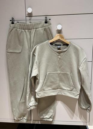 Жіночий костюм puma