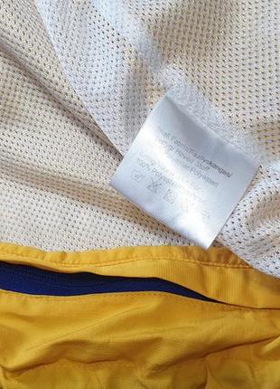 Оригинальная спортивная куртка от британского бренда umbro. как новая.