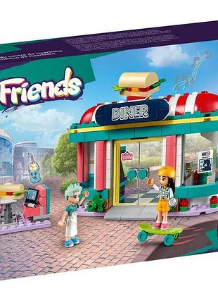 Детский конструктор lego friends хартлейк сити: ресторанчик в центре города 346 шт. деталей (41728)