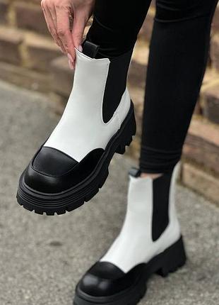 Ботинки женские