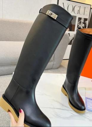 Сапоги в стиле hermes