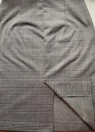 Трикотажная юбка карандаш в клетку.7 фото