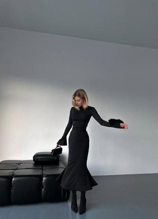 Изысканное платье макси