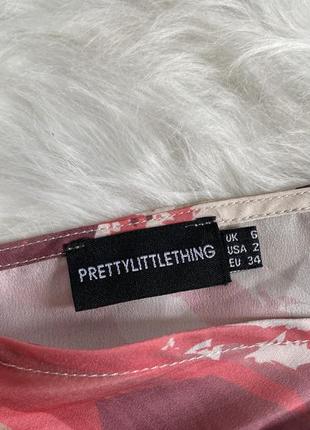 Мини-юбка с разрезом спереди и принтом розовым prettylittlething размер 347 фото