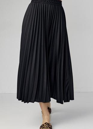 Плиссированная юбка миди черная3 фото