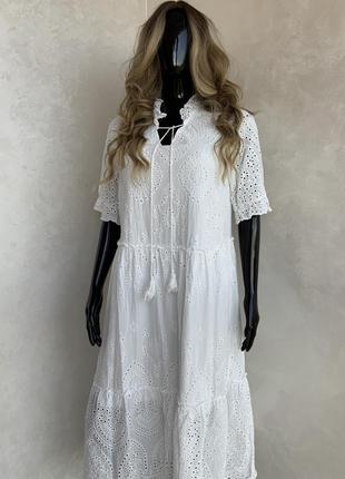 Дуже красива довга сукня вільної посадки з вибитої бавовни