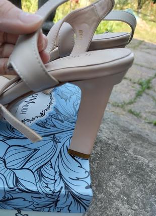 Босоніжки2 фото