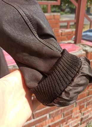 Стильна шкіряна куртка, бомбер chevirex