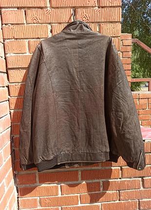 Стильна шкіряна куртка, бомбер chevirex