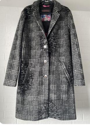 Брендове пальто frieda & freddies new york