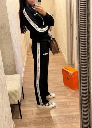 Костюм в стиле miu miu