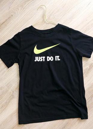 Футболка nike р.xs