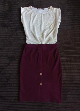 Спідниця з фудболкою l