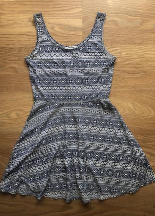 Сукня з принтом terranova