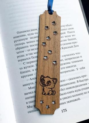 Деревянная закладка для книг "котик"4 фото
