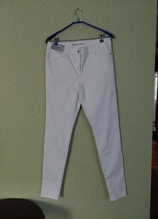 Белые базовые джинсы скинни стрейч2 фото