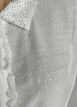 Вінтажна базова блуза з мереживним коміром.6 фото