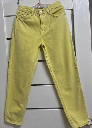 Джинсы mango пастельного желтого лимонного цвета джинсы mom мм размер s 100% хлопок5 фото