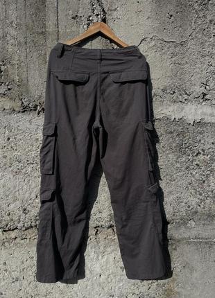 Крутые карго брюки bershka из новых коллекций8 фото