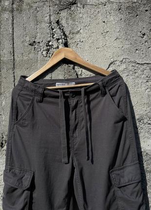 Крутые карго брюки bershka из новых коллекций7 фото
