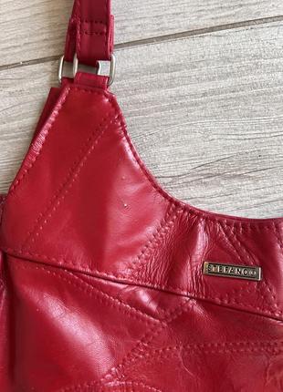 Красная стильная сумка3 фото