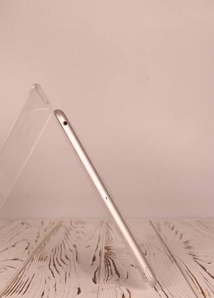 Apple ipad (5th generation) 128gb silver wifi 2017 mdn 4