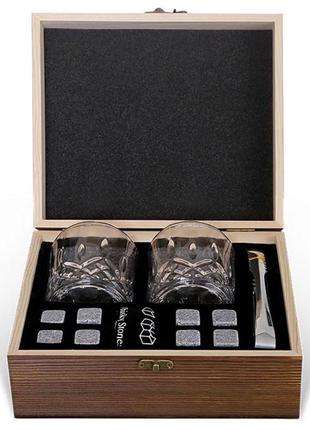 Подарочный набор для виски в темной деревянной коробке3 фото