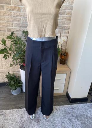 Брючные брюки женские кюлоты ( размер м)1 фото