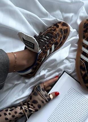 Топ 🔝 шикарні кросівки adidas samba leopard5 фото
