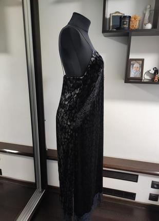 Черное бархатное платье макси4 фото
