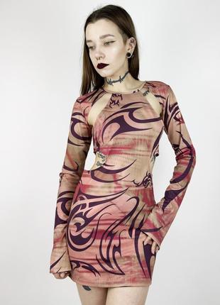 Cut-out платье принт трайбл jaded london в стиле dollskill