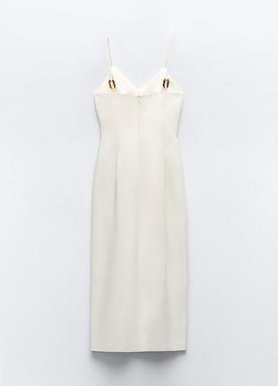 Белое льняное платье на бретельках2 фото
