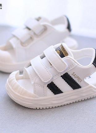 Босоножки для деток